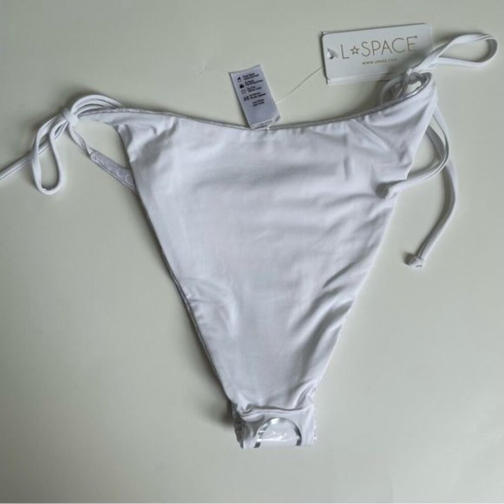 l*space White Triangle String Bikini Set - Picture 6 of 6